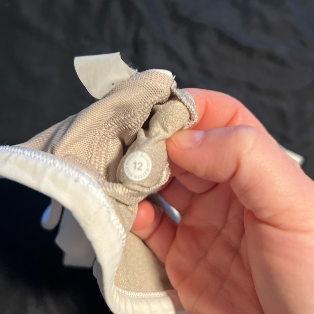 Lululemon Free To Be Bra - Picture 4 of 4
